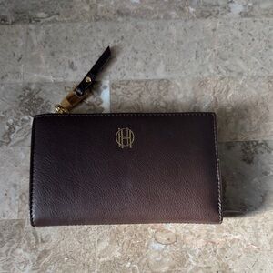 House of Harlow 1960 Brown Leather Wallet with Gold Logo